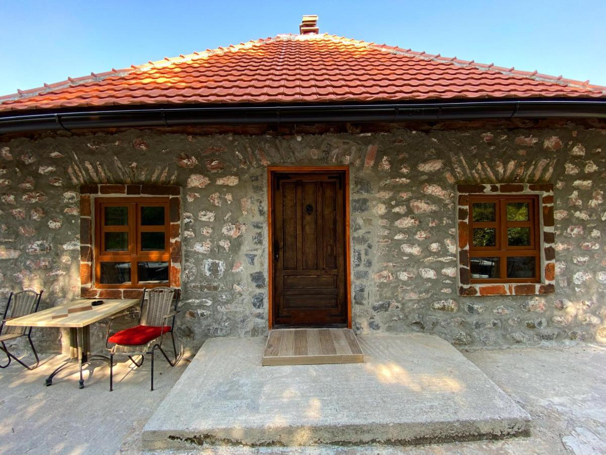 Apartment Old House Podgorica Eksteriør bilde